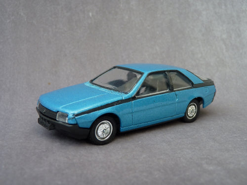 SOLIDO 1/43 (1203) --- RENAULT FUEGO GENDARMERIE--- NEUF BOITE. FONDS SOLIDO 1/43 (1203) --- RENAULT FUEGO GENDARMERIE--- NEUF BOITE. FONDS
