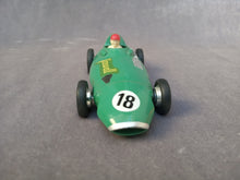 Charger l'image dans la galerie, SOLIDO - VANWALL F1 (vintage 1960)