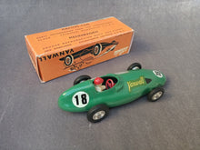 Charger l'image dans la galerie, SOLIDO - VANWALL F1 (vintage 1960)