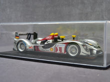 Charger l&#39;image dans la galerie, SPARK S0687 - AUDI R15 TDI Audi Sport Team Joest N°1 LM 2009