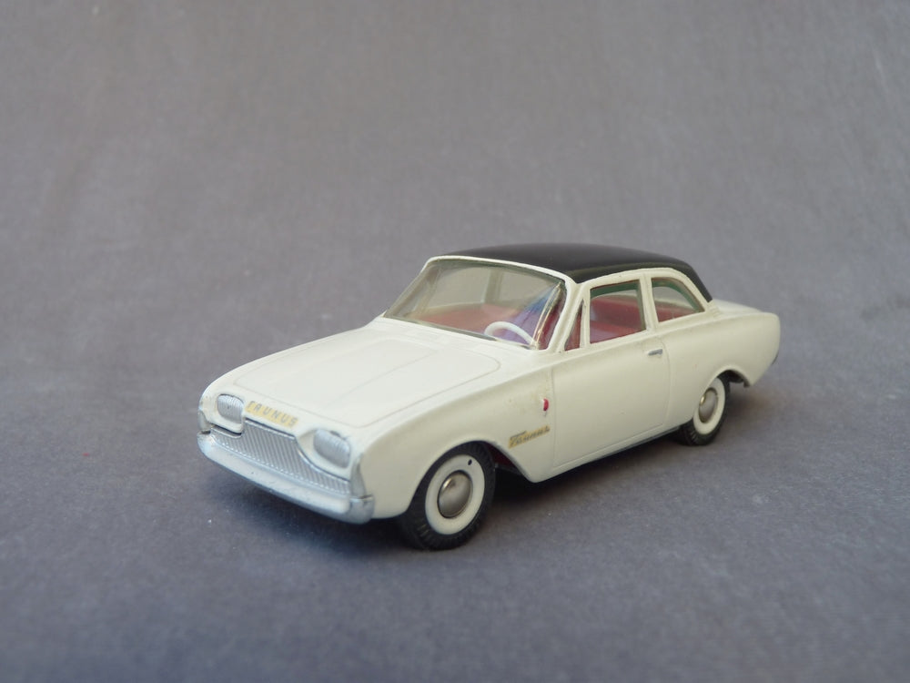 TEKNO 826 - TAUNUS 17M (vintage 1960) – Antique MarcBea