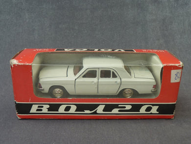 USSR - VOLGA - GAZ 3102 Berline (vintage 1980)