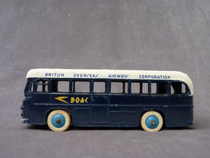 DINKY TOYS 283 - B.O.A.C. coach (vintage 1960)