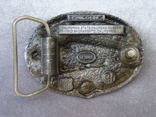 Charger l'image dans la galerie, Boucle de ceinturon américaine ferroviaire émaillée Loco Diesel F7 913 WESTERN PACIFIC