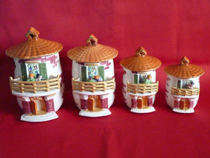 Série de pots à épices "MAISONS CHINOISES"  en faïence années 1930