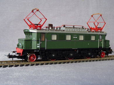 TRIX 2440 - Locomotive  E 05 001 DB