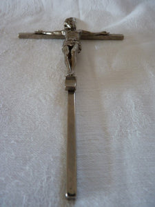 Crucifix en bronze massif nikelé