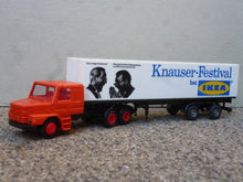 Charger l&#39;image dans la galerie, PRALINE camion IKEA  KNAUSER FESTIVAL
