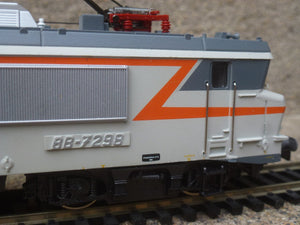 MÄRKLIN 3325 - BB 7298 Locomotive électrique SNCF