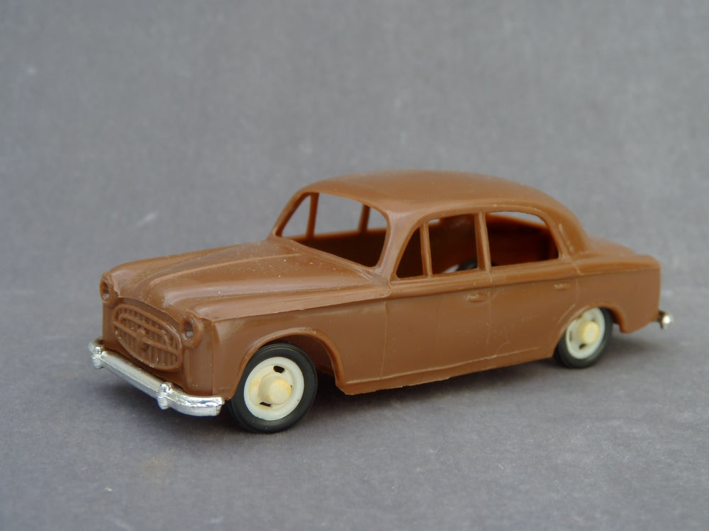 CLE N°3 - PEUGEOT 403 (jouet vintage circa 1965)