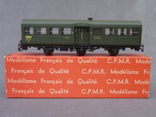 Charger l&#39;image dans la galerie, CPMR 107 Voiture 2ème classe à 3 essieux &quot;Métallisée Sud-Est&quot; SNCF Ep IV