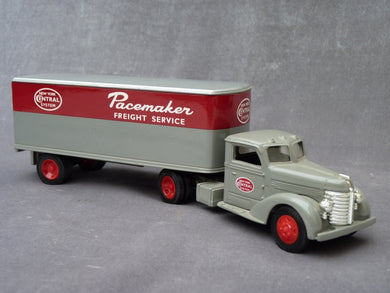 ERTL - Diamond 1948 PACEMAKER Freight service New York Central System