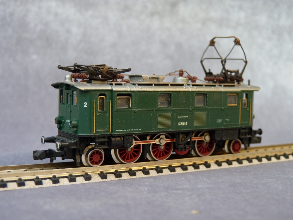 Piko 51414 Elektrolok BR 132 101-7 DB grün PluX22 EP IV Spur H0 OVP