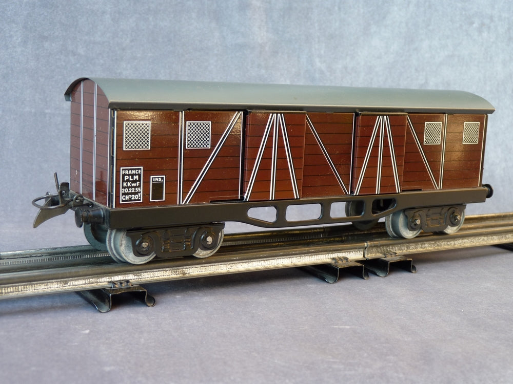Hornby France Echelle O Wagon Couvert A Bogies Du Plm