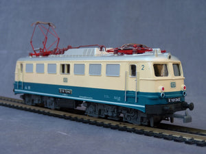 JOUEF 8863 - Locomotive électrique E 10 1242 de la DB