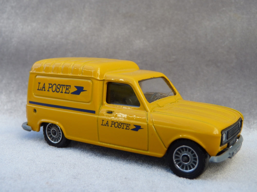 SOLIDO - N°1213 - Renault 4L fourgonnette 