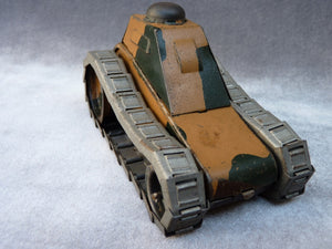 VEBE - Tank mécanique en tôle peinte