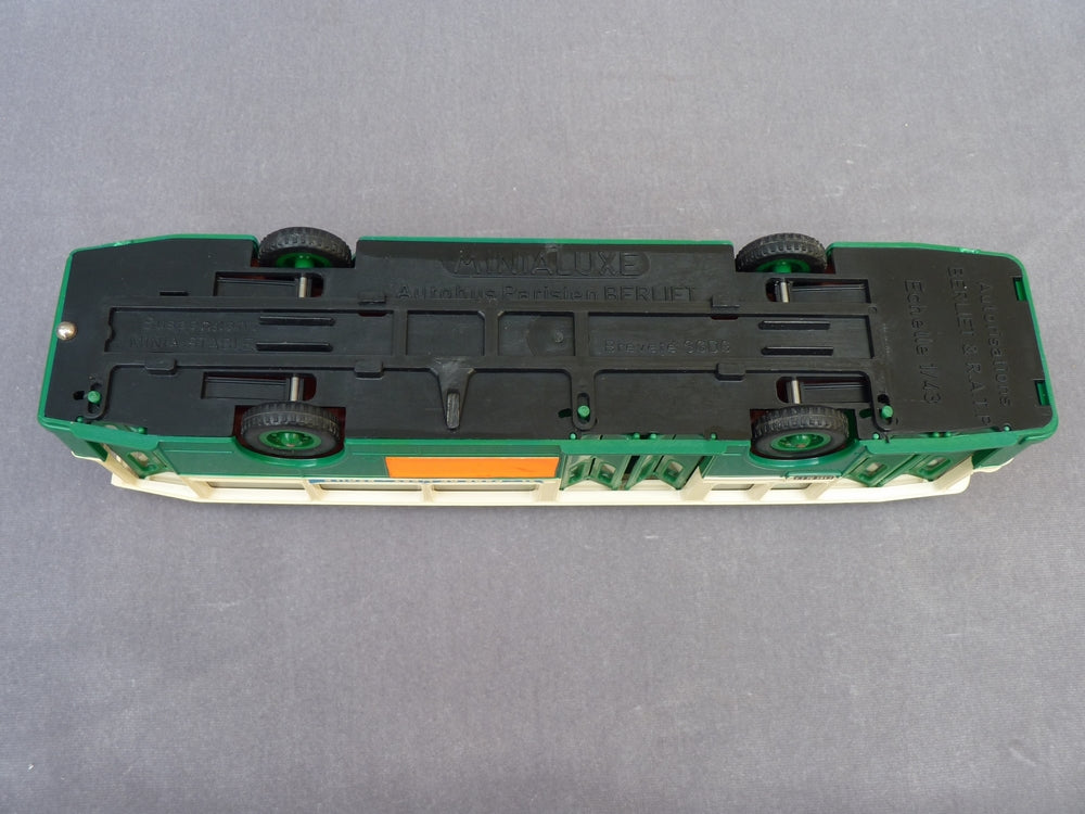 Ancienne Miniature Plastique Autobus Parisien Berliet RATP Minialuxe 1/43 Epave Ancienne Miniature Plastique Autobus Parisien Berliet RATP Minialuxe 1/43 Epave