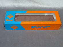 Charger l&#39;image dans la galerie, ROCO 4369F - Wagon couvert type Bromberg SNCF