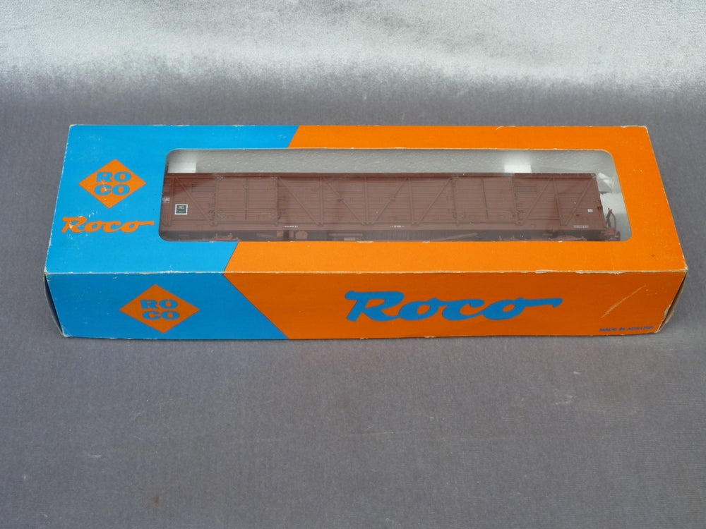 ROCO 4369F wagon couvert type Bromberg SNCF