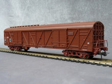 Charger l&#39;image dans la galerie, ROCO 4369F - Wagon couvert type Bromberg SNCF